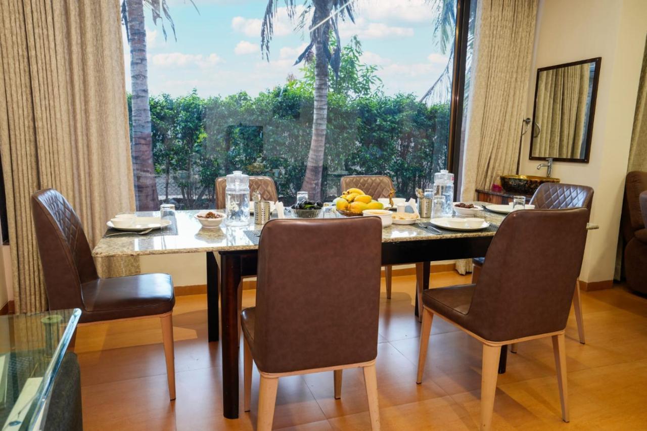 Вилла White Coco House 4Bhk Насик Экстерьер фото